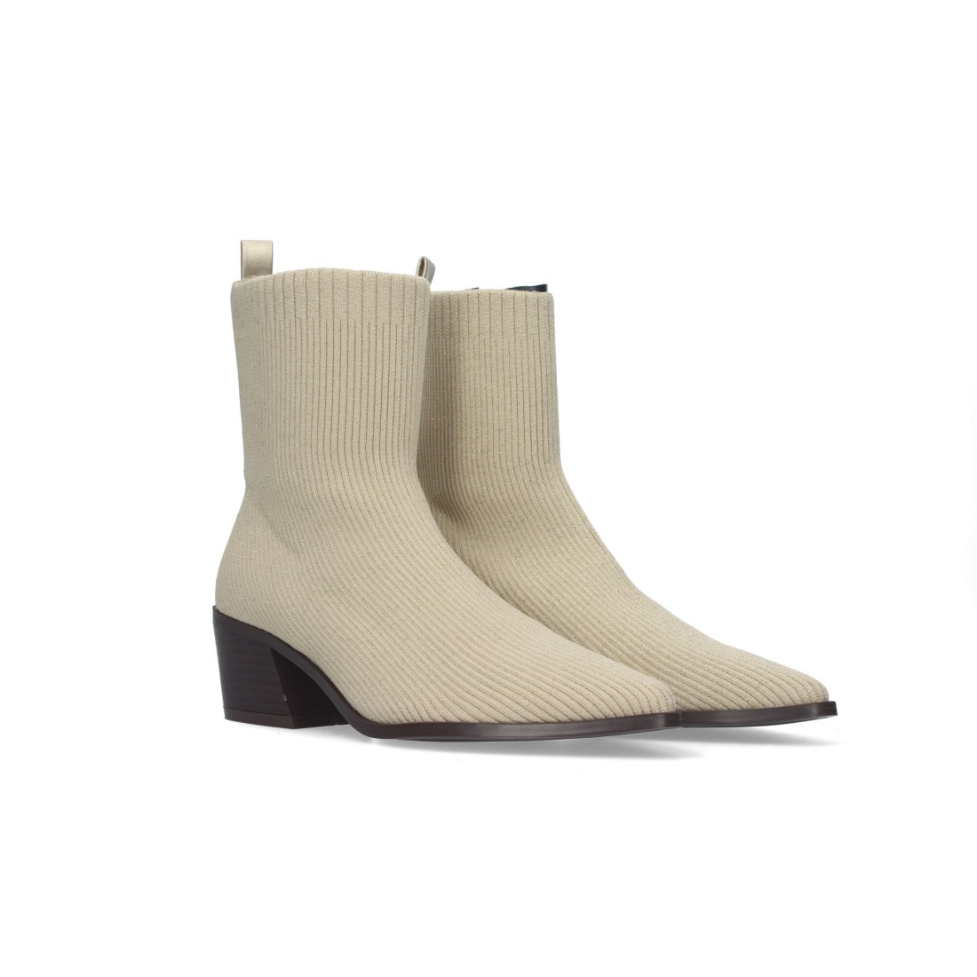 15714 thickbox default 1