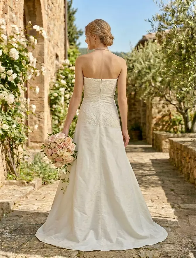 vestido clara espalda